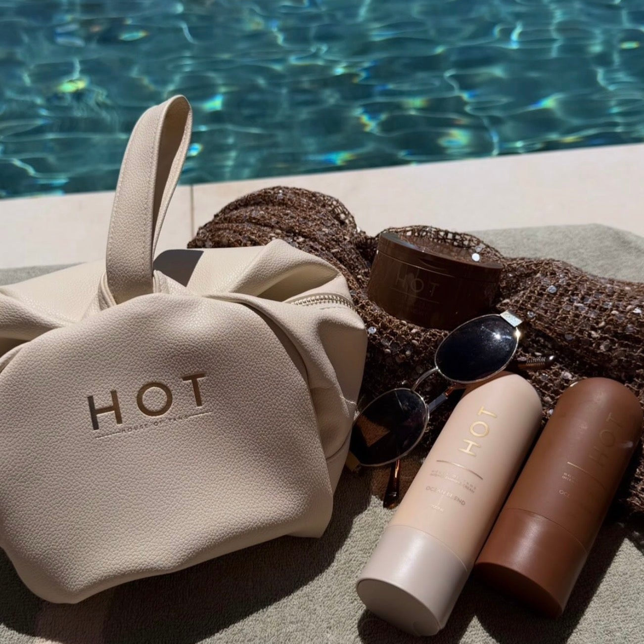 HOT TANNING BAG